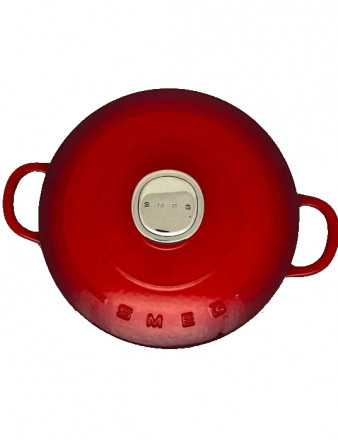 Кастрюля Smeg чугун 4.2 л, 24 см красный