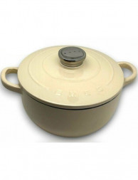 Кастрюля Smeg чугун 4.2 л, 24 см бежевая